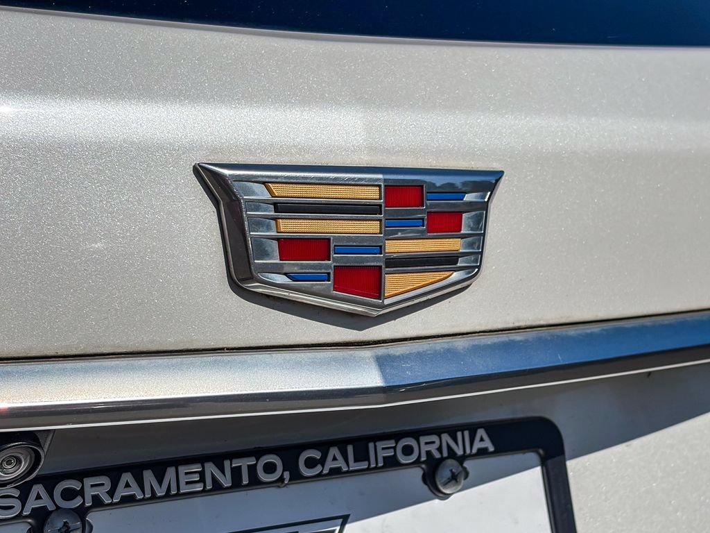 Certified 2023 Cadillac XT5 Premium Luxury AWD/4WD image 4