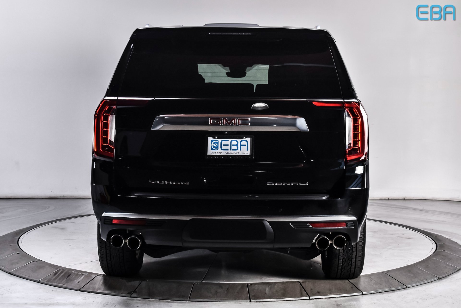 Used 2024 GMC Yukon XL Denali w/ Advanced Technology Package image 5