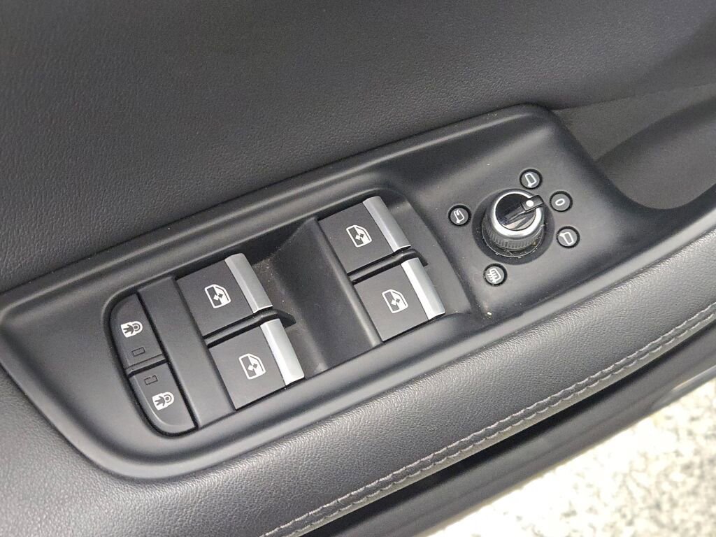 Used 2024 Audi Q7 3.0T Premium Plus image 25