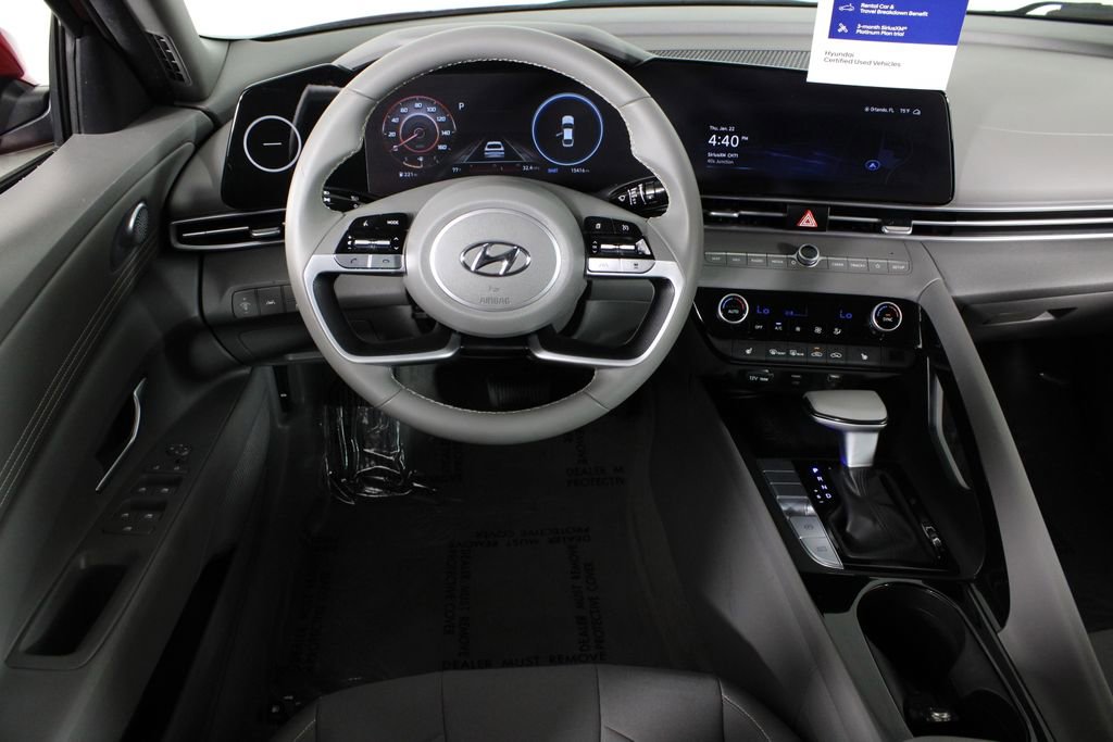 Certified 2023 Hyundai Elantra SEL w/ Convenience Package image 7