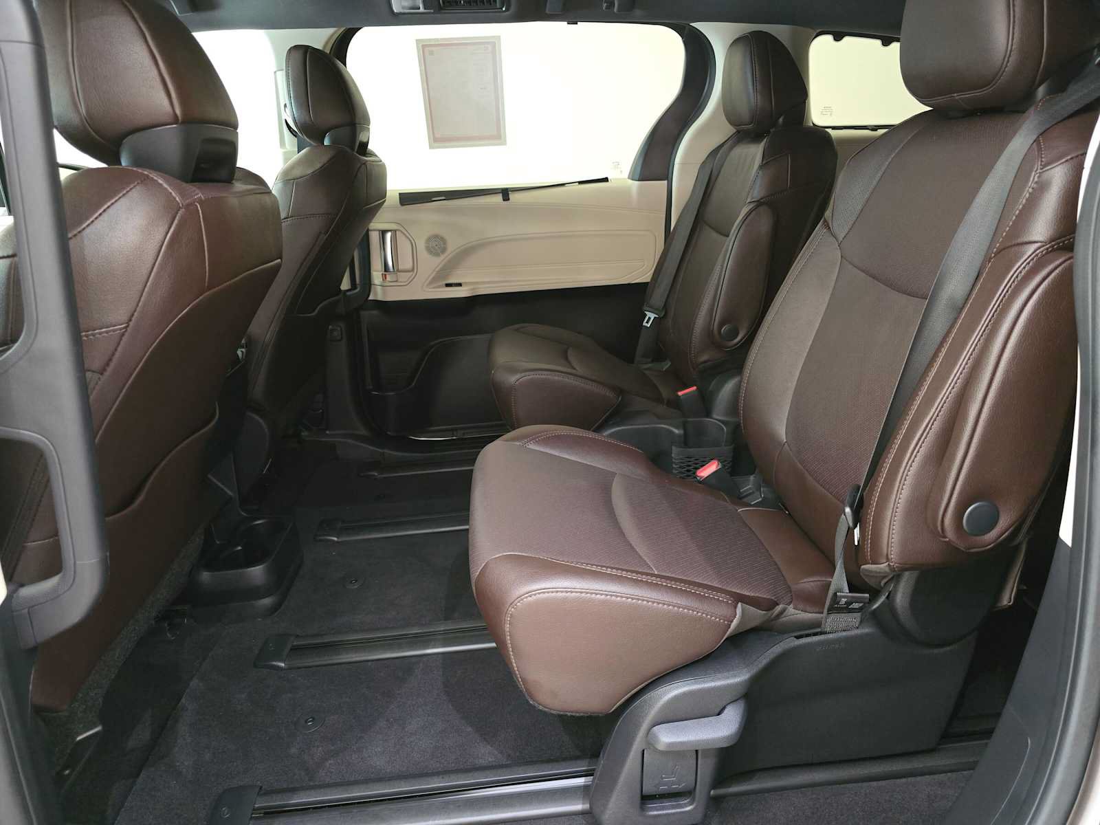 Certified 2024 Toyota Sienna Platinum AWD/4WD image 25