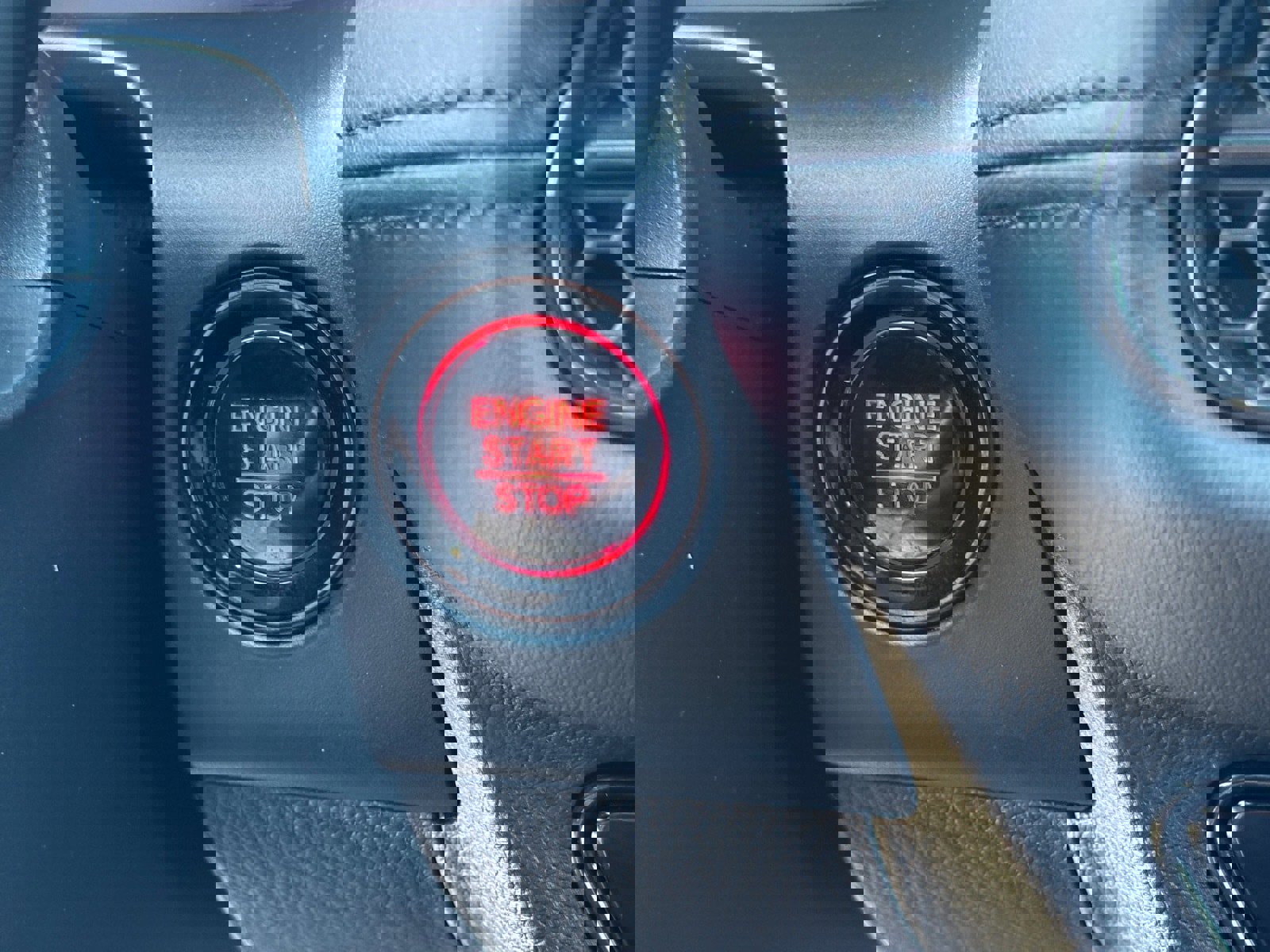 Used 2024 Honda HR-V LX image 28