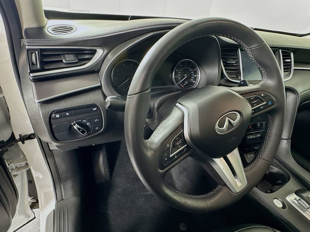 Certified 2023 INFINITI QX50 Luxe FWD image 13