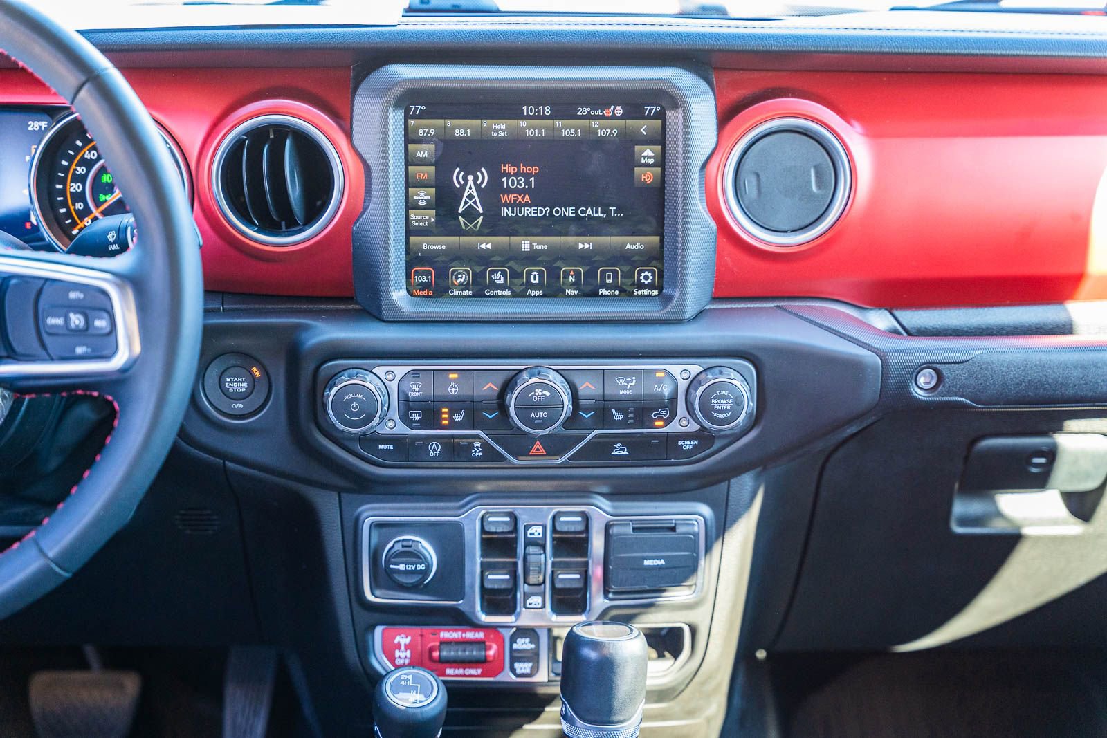 Used 2023 Jeep Gladiator Rubicon w/ LED Lighting Group image 32