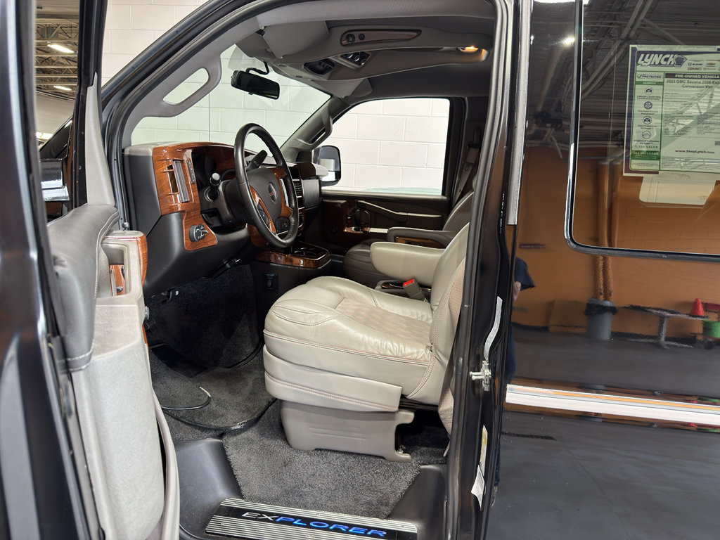 Used 2023 GMC Savana 2500 RWD image 15