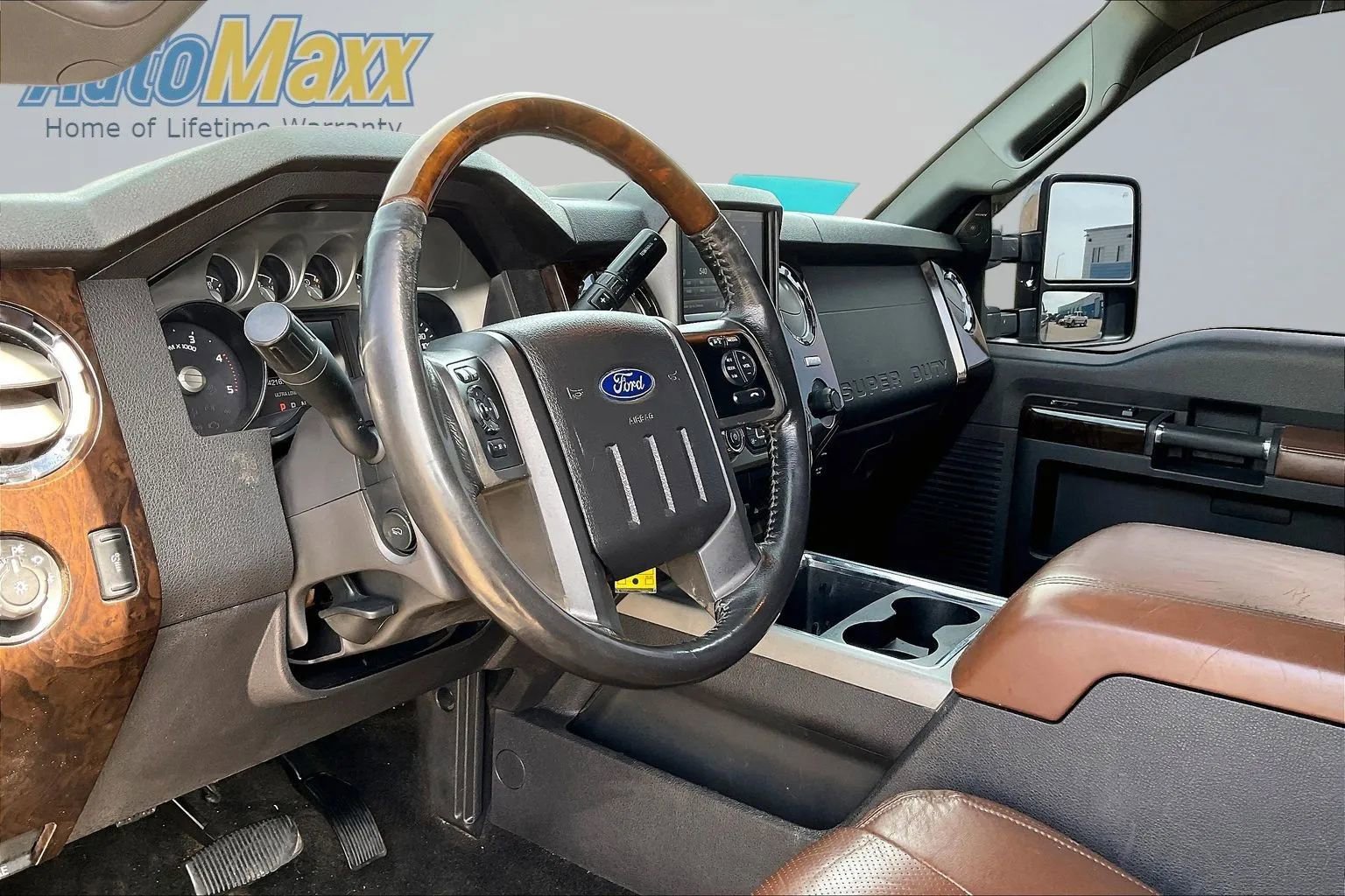 Used 2015 Ford F350 Platinum w/ Platinum Package AWD/4WD image 20