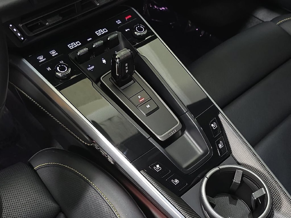 Used 2024 Porsche 911 Turbo S AWD/4WD image 20