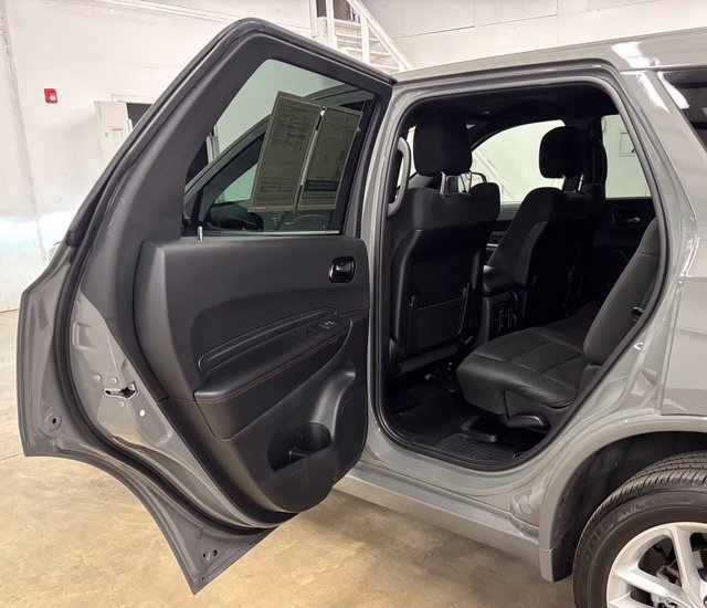 Used 2025 Dodge Durango GT AWD/4WD image 24