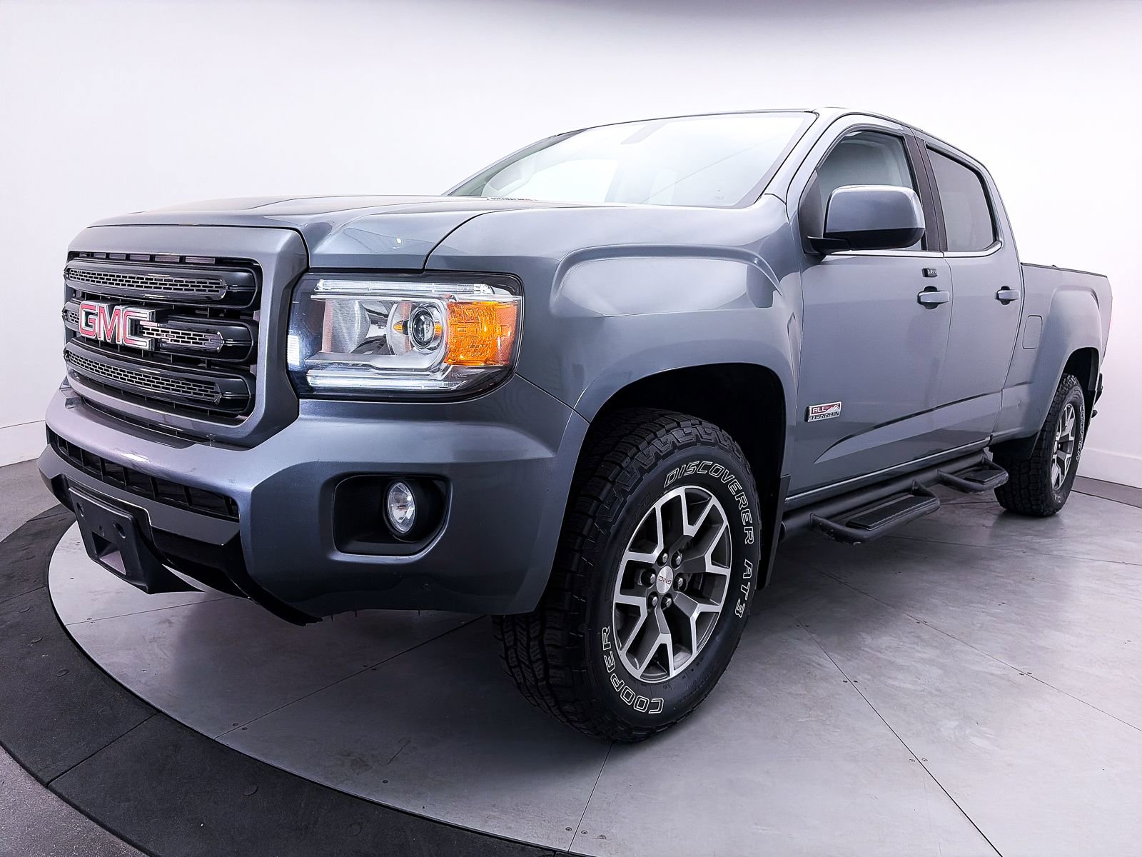 Used 2020 GMC Canyon All Terrain w/ All Terrain X Package AWD/4WD image 11