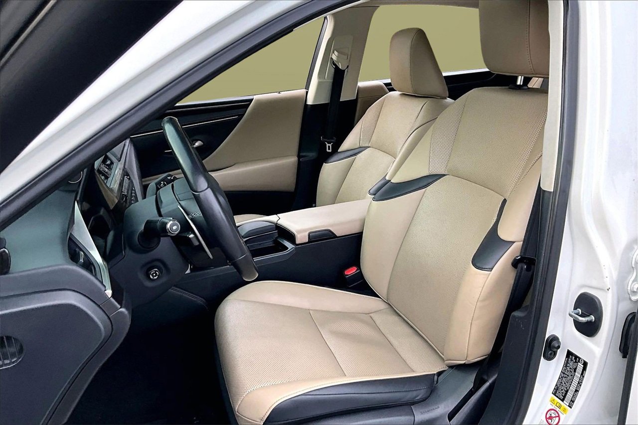 Used 2019 Lexus ES 350 w/ Premium Package image 22