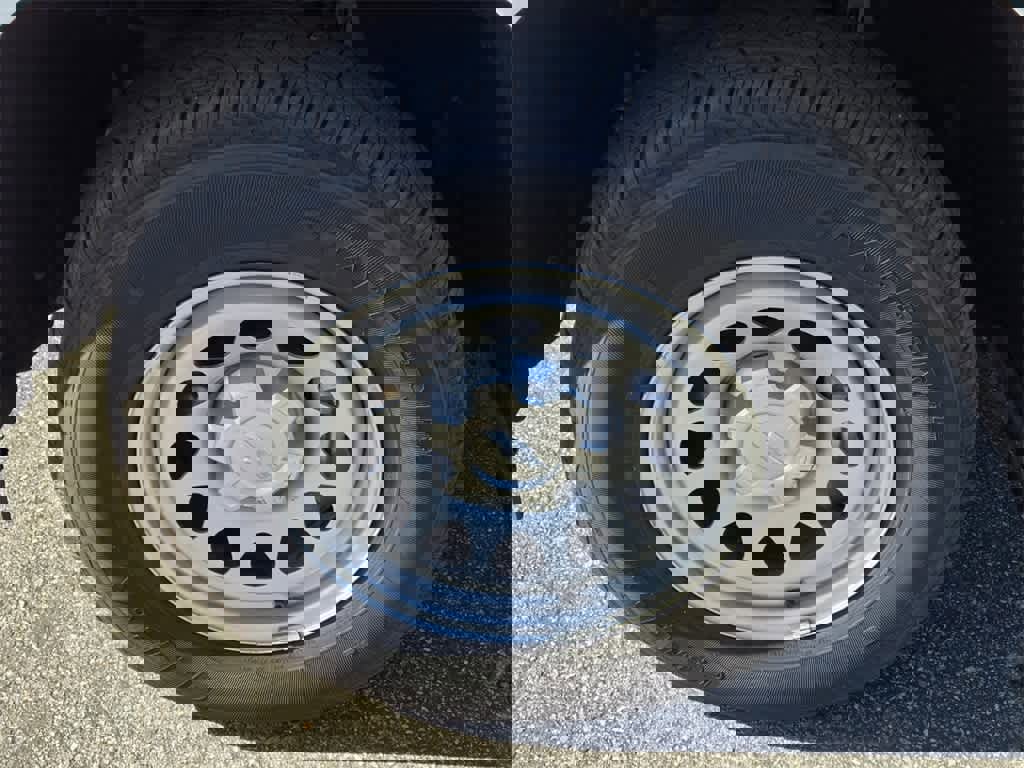 Used 2023 Chevrolet Silverado 1500 W/T image 9