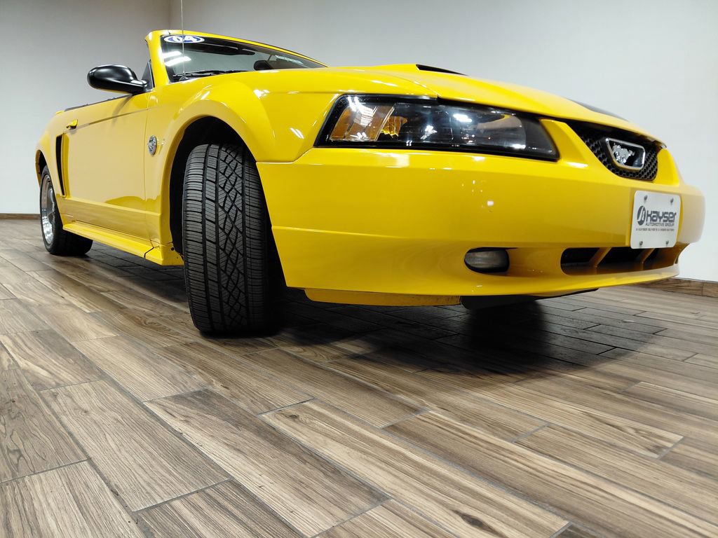Used 2004 Ford Mustang GT image 15