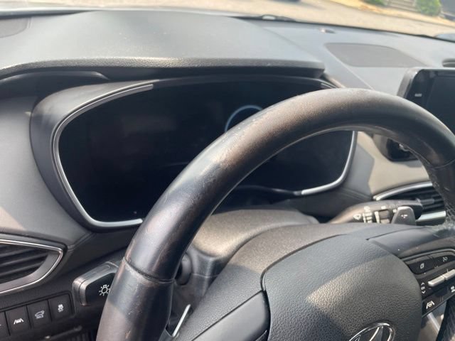 Used 2022 Hyundai Santa Fe SEL w/ Convenience Package FWD image 11