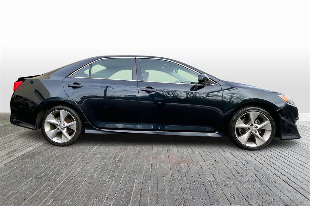 Used 2013 Toyota Camry SE image 8
