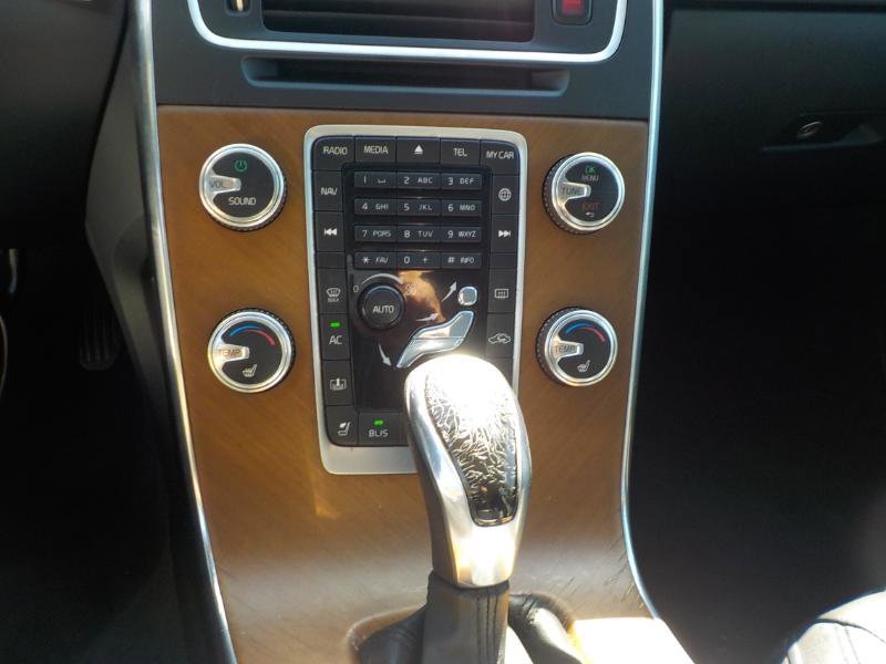 Used 2016 Volvo S60 T5 Premier image 17