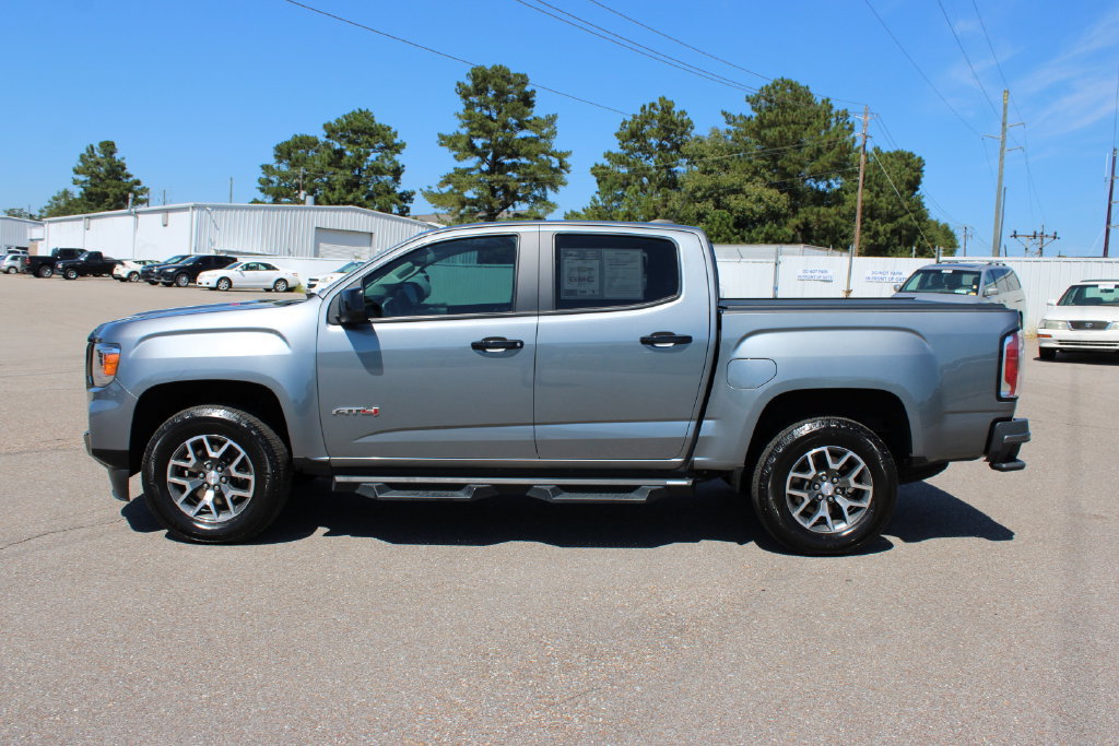 Used 2022 GMC Canyon AT4 w/ Driver Alert Package AWD/4WD image 8