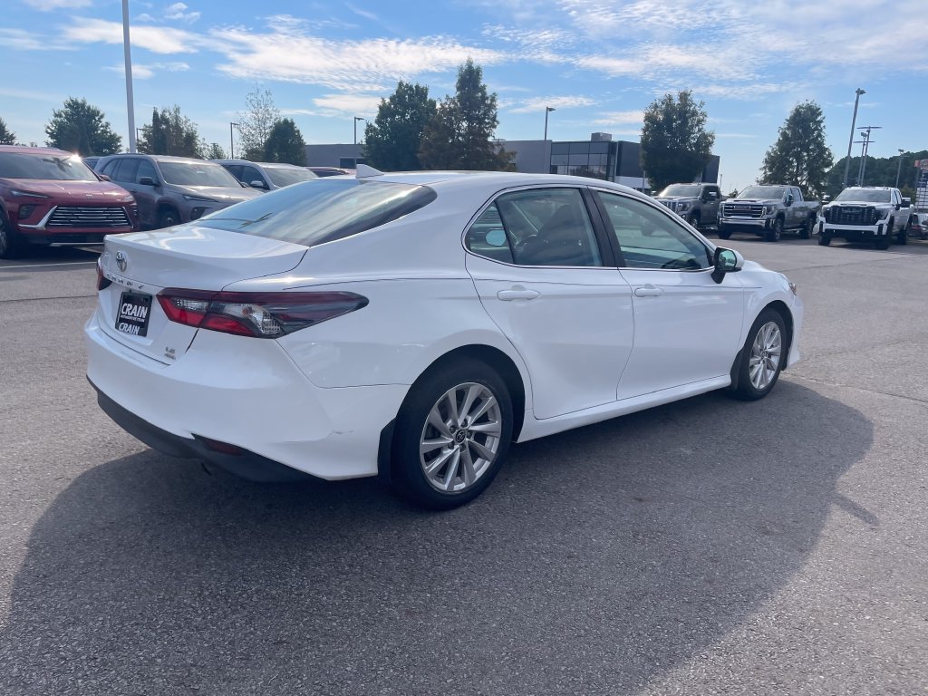 Used 2021 Toyota Camry LE AWD/4WD image 6