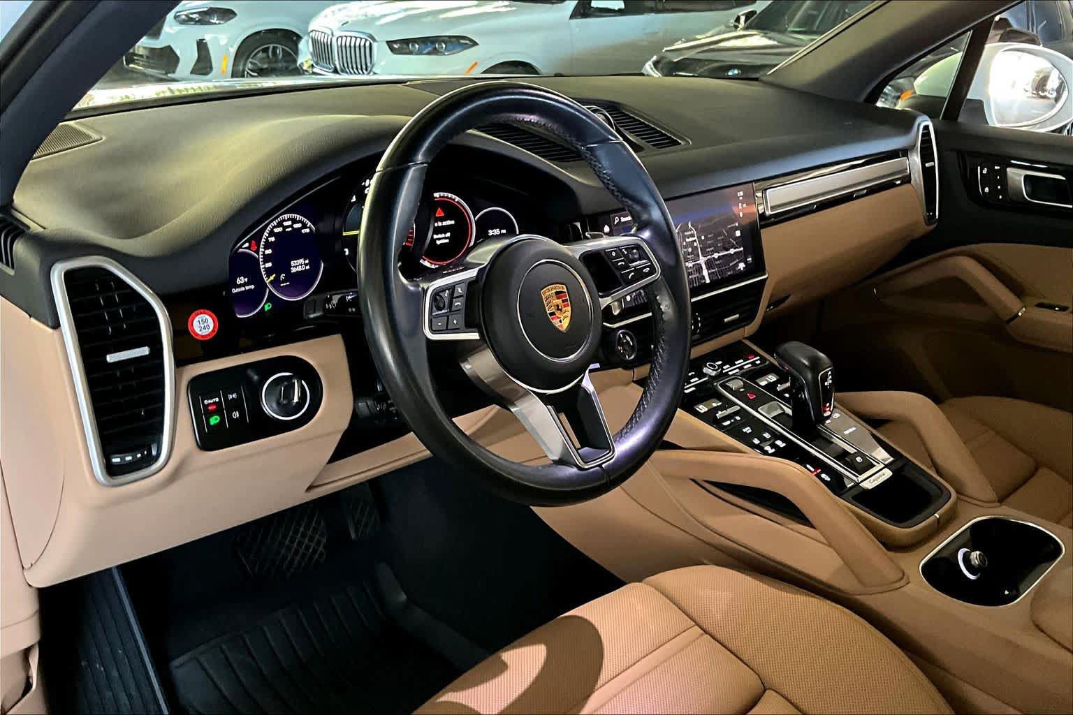 Used 2022 Porsche Cayenne E-Hybrid AWD/4WD image 56