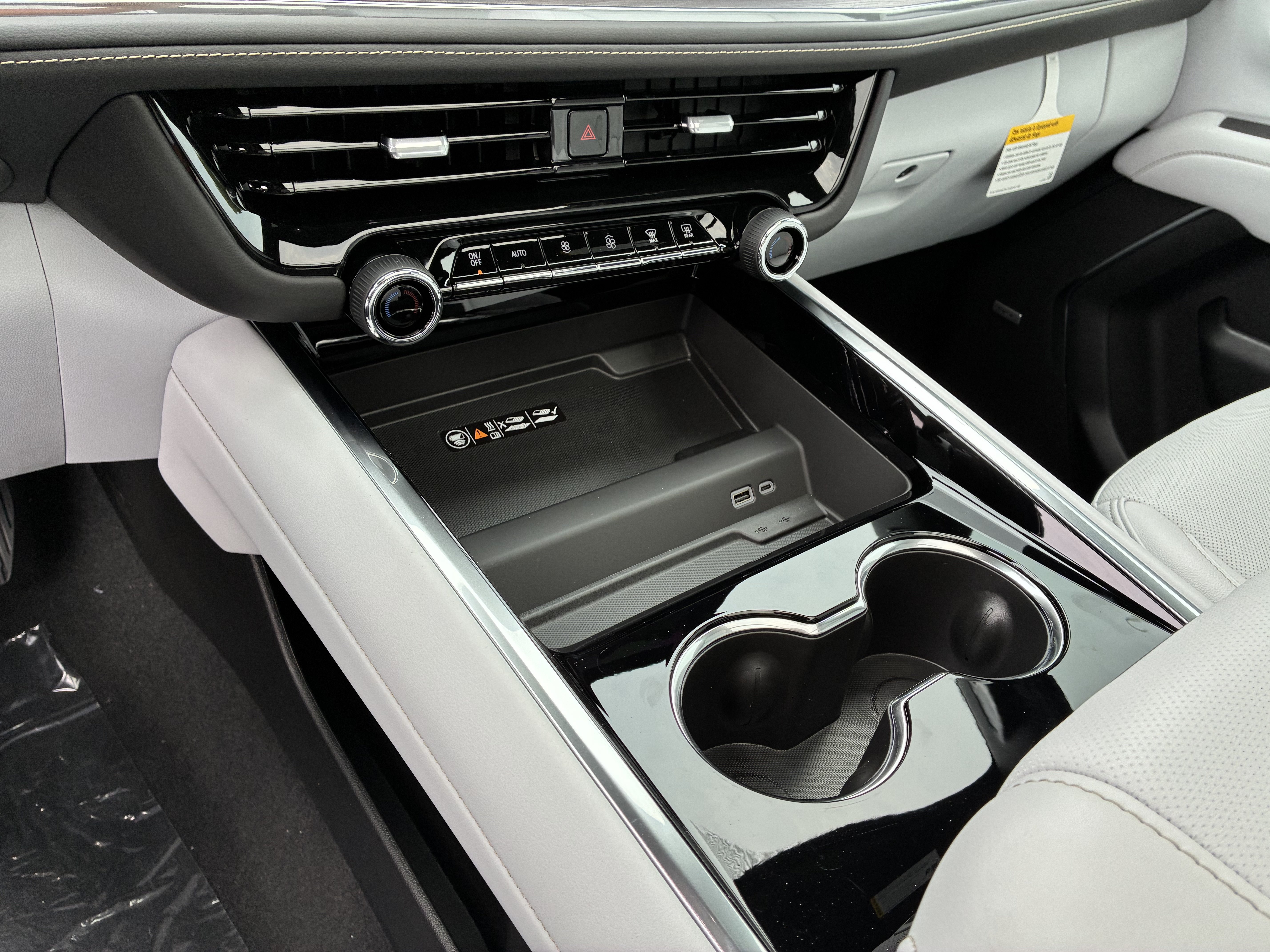 New 2026 Chevrolet Tahoe Premier AWD/4WD image 36
