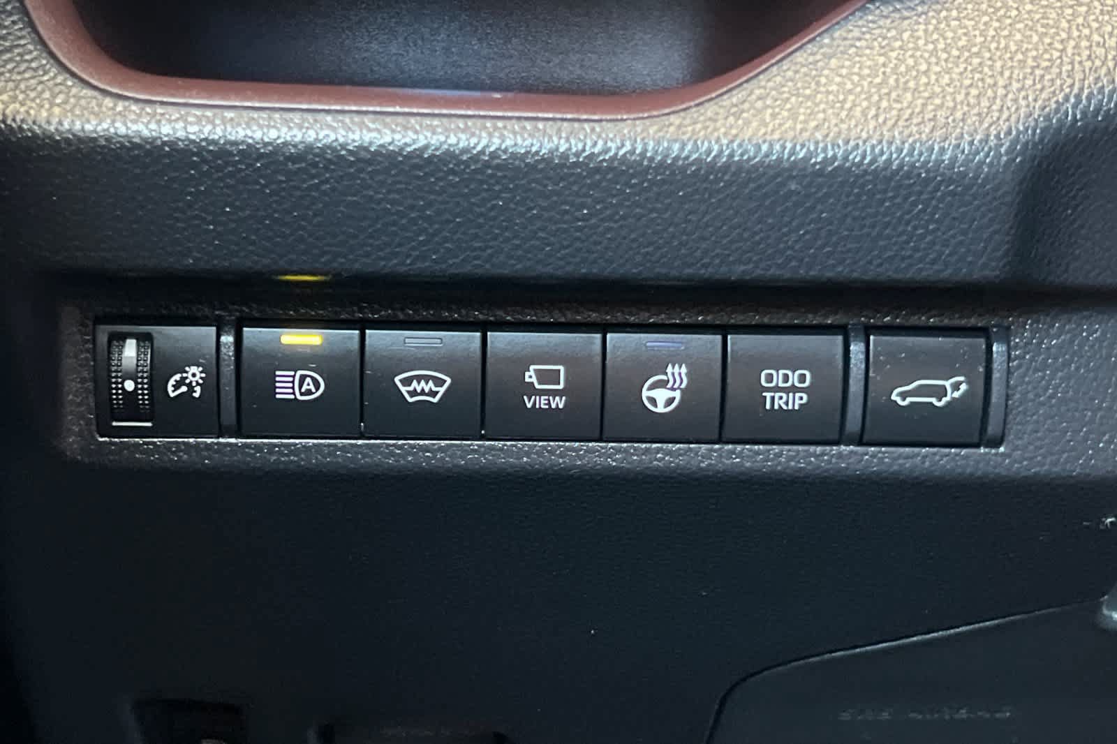 Used 2023 Toyota RAV4 Limited AWD/4WD image 31