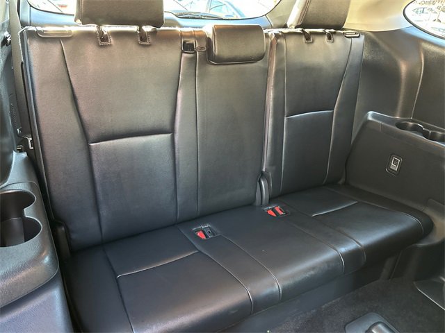 Certified 2025 Toyota Highlander XLE image 18