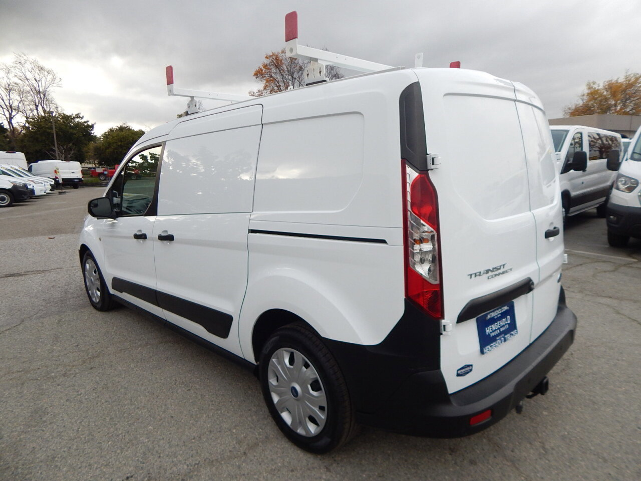 Used 2020 Ford Transit Connect XL image 6