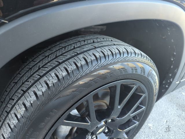 Used 2022 Chevrolet Trax LT w/ Midnight Edition image 35