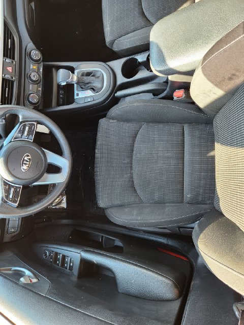 Used 2021 Kia Forte LXS FWD image 17