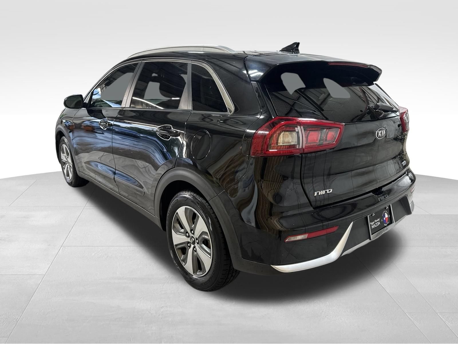Used 2019 Kia Niro LX FWD image 7