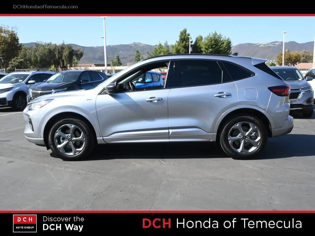 Used 2024 Ford Escape ST-Line w/ Tech Pack #1 AWD/4WD image 4