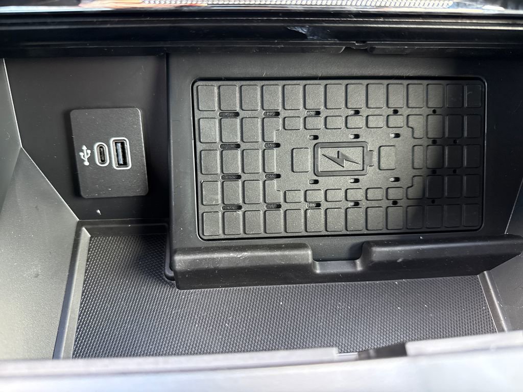 New 2025 Ford F150 Lariat w/ Equipment Group 502A High image 38