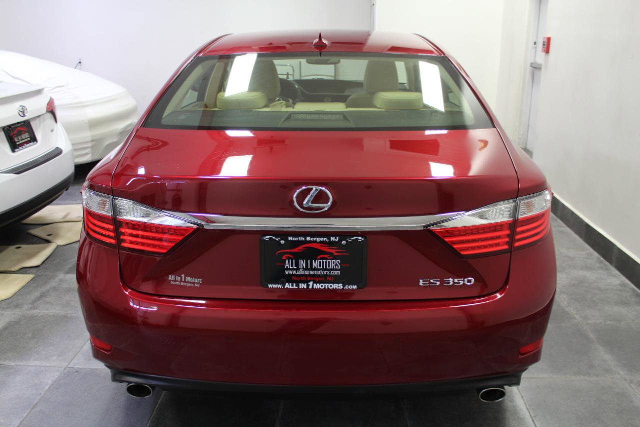 Used 2013 Lexus ES 350 w/ Luxury Pkg image 5