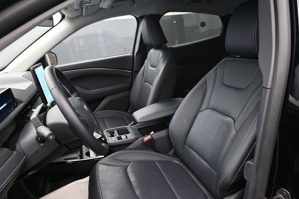 Used 2025 Ford Mustang Mach-E Premium AWD/4WD image 24