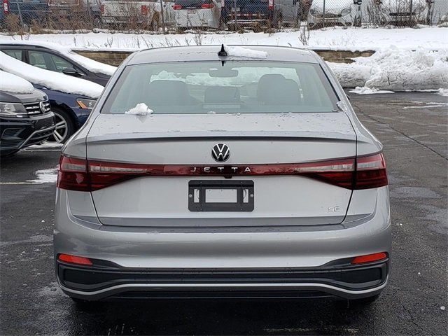 New 2026 Volkswagen Jetta SE image 4