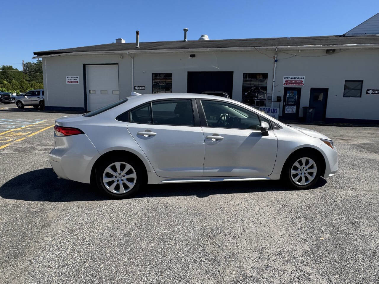 Used 2023 Toyota Corolla LE image 8