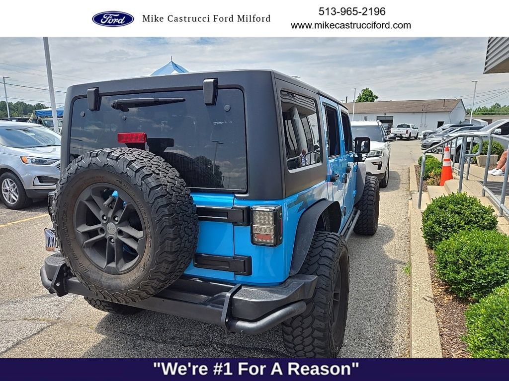 Used 2017 Jeep Wrangler Unlimited Sahara AWD/4WD image 5