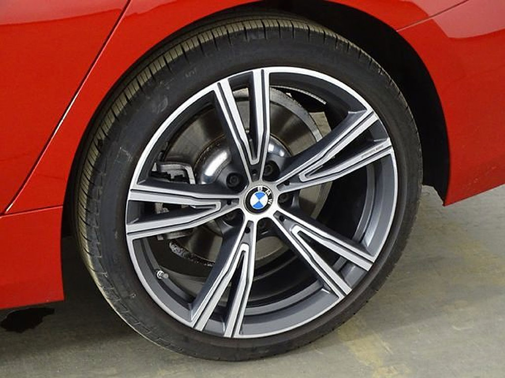 Used 2024 BMW 330i Sedan RWD image 49