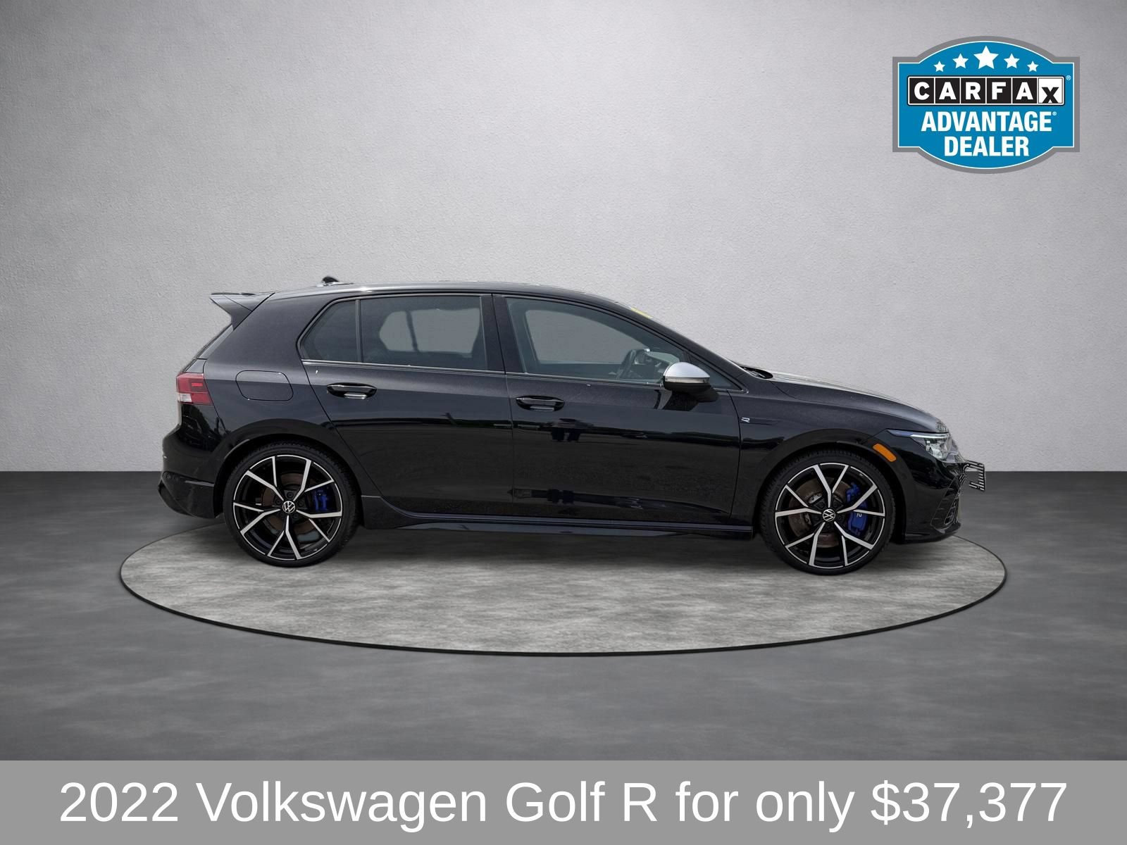 Used 2022 Volkswagen Golf R AWD/4WD image 2