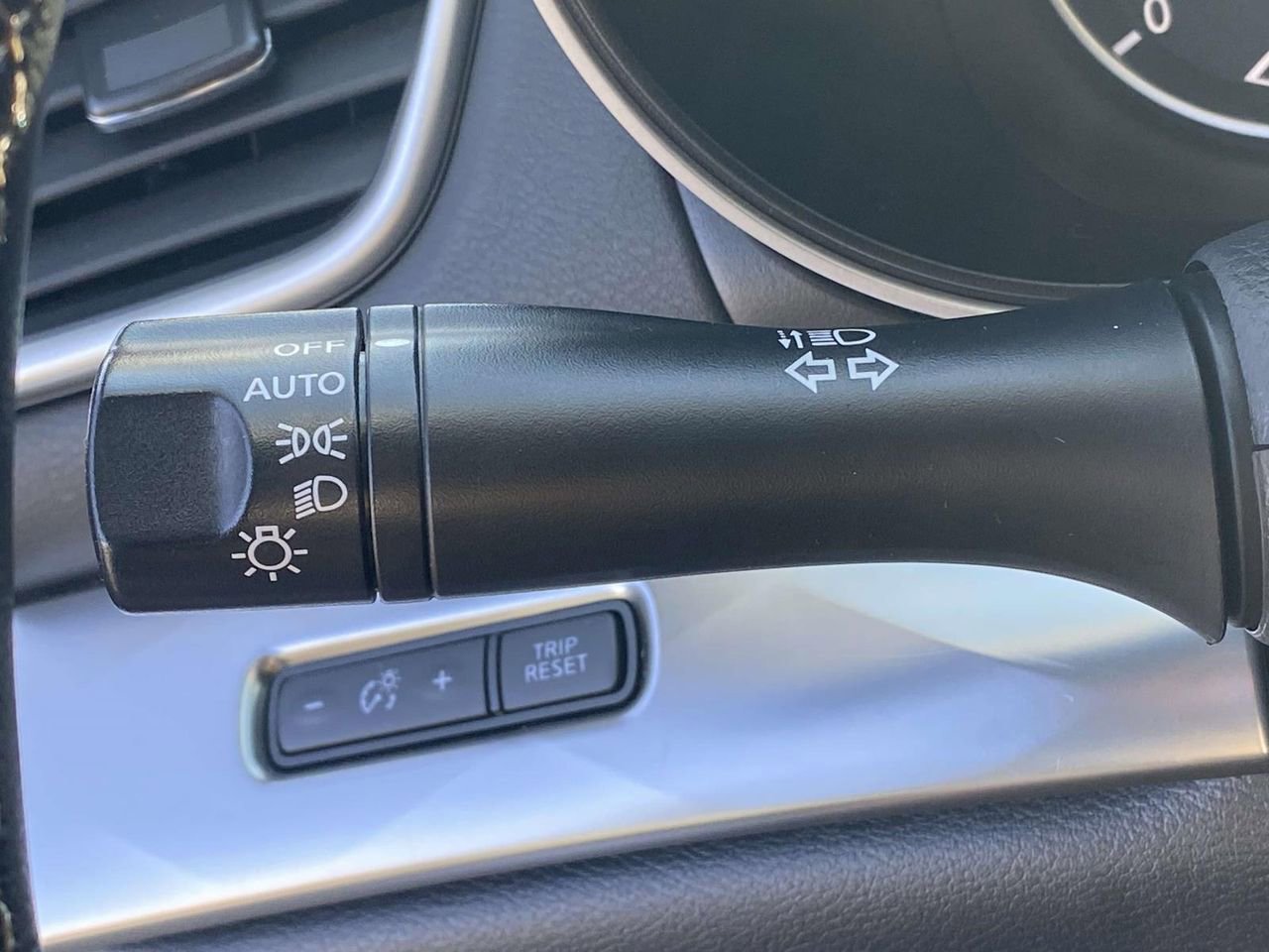 Used 2019 Nissan Maxima 3.5 SL w/ Floor Mat Group image 23