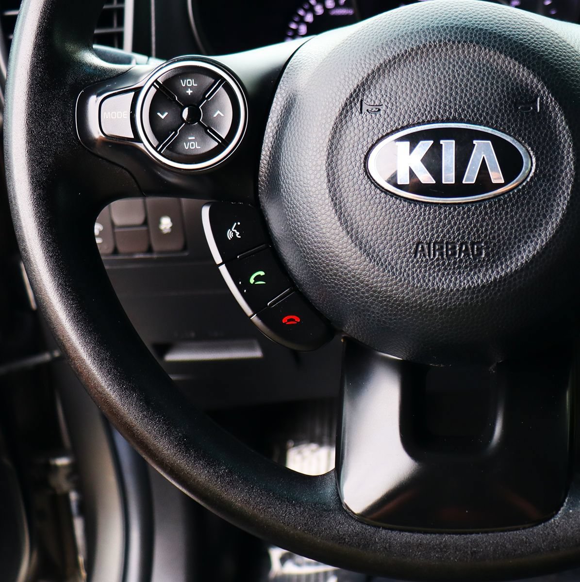 Used 2018 Kia Soul + FWD image 49