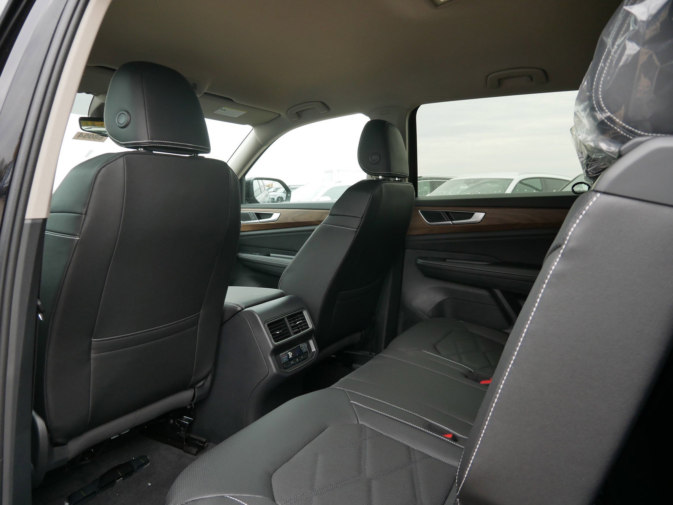 New 2026 Volkswagen Atlas SE AWD/4WD image 7