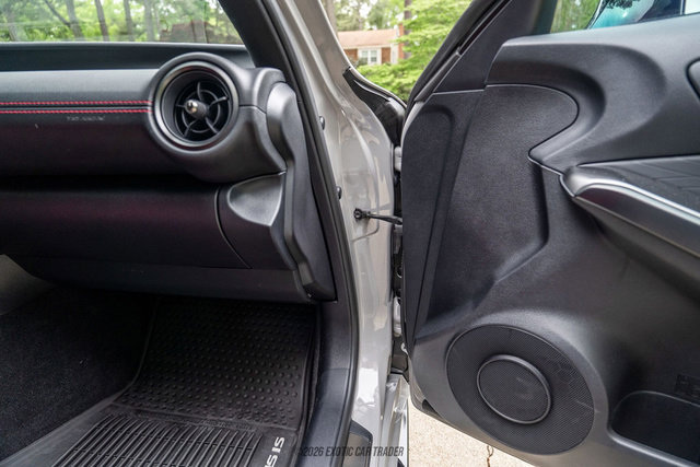 Used 2025 Lexus IS 500 w/ F-Sport Performance RWD image 30
