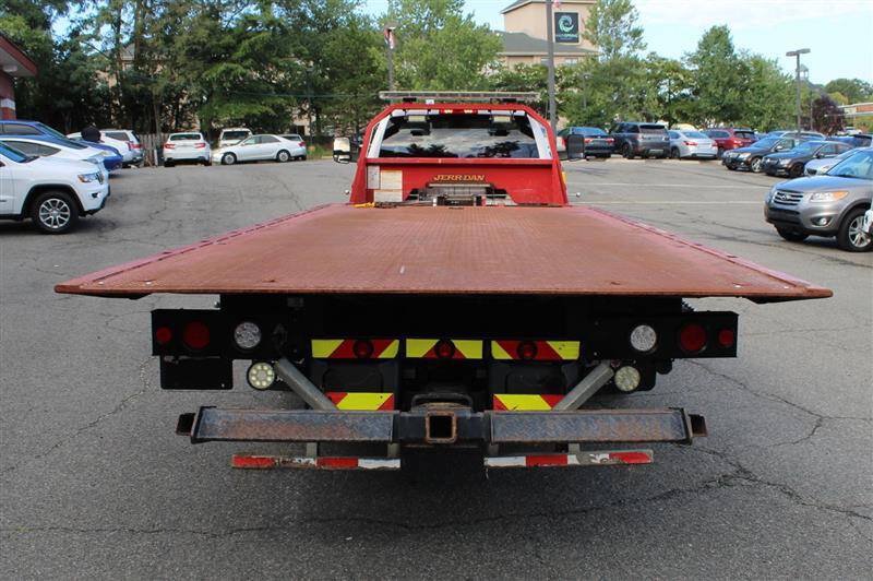 Used 2018 RAM 5500 4x4 Regular Cab image 4