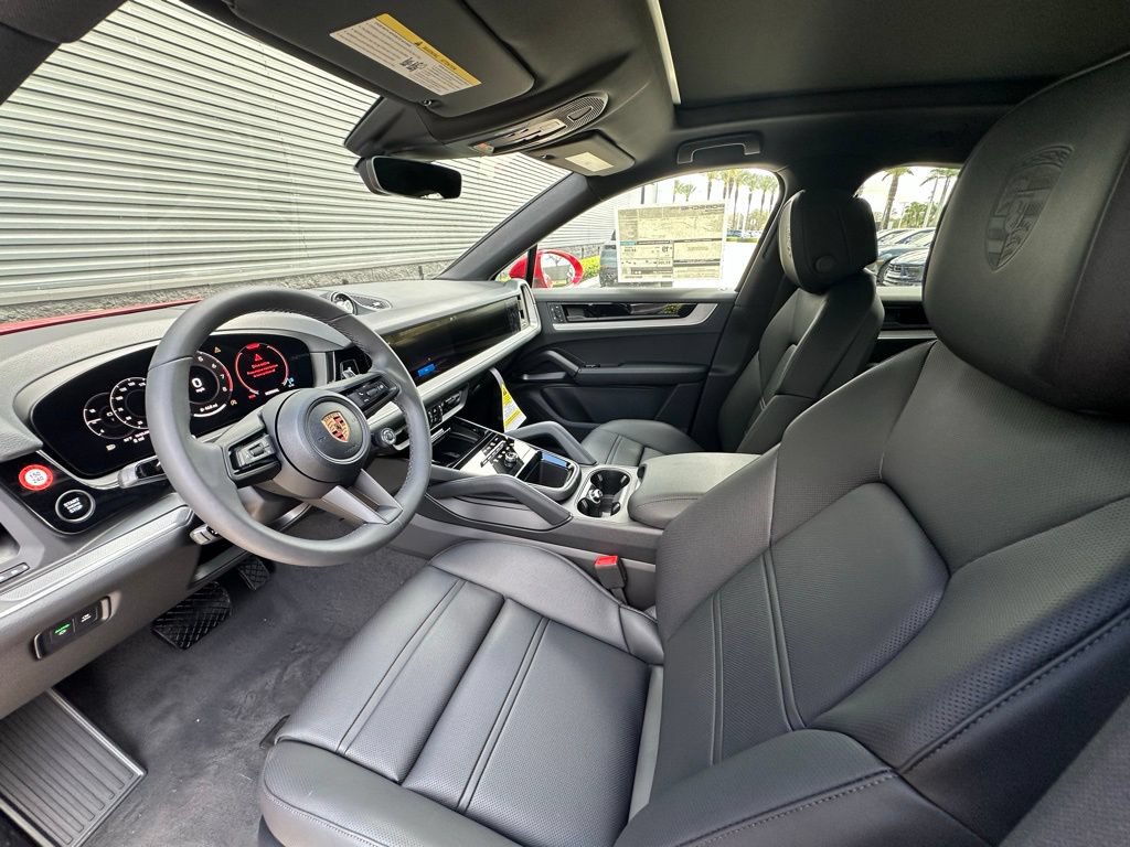Used 2026 Porsche Cayenne Coupe AWD/4WD image 4