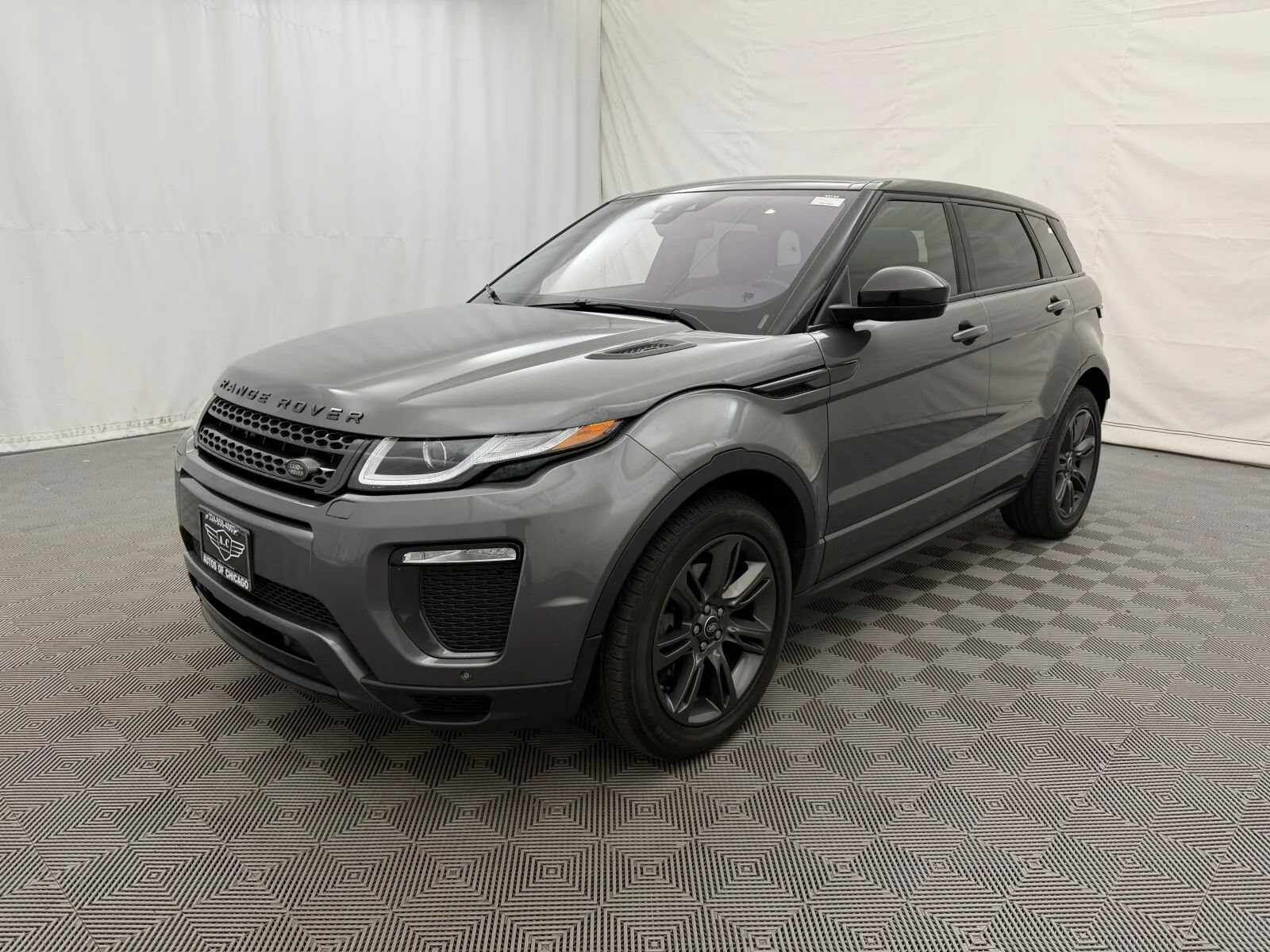Used 2018 Land Rover Range Rover Evoque Landmark Edition AWD/4WD image 2