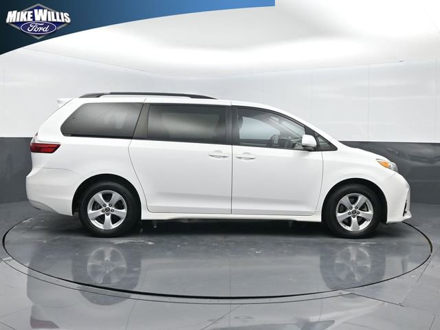 Used 2020 Toyota Sienna LE image 8