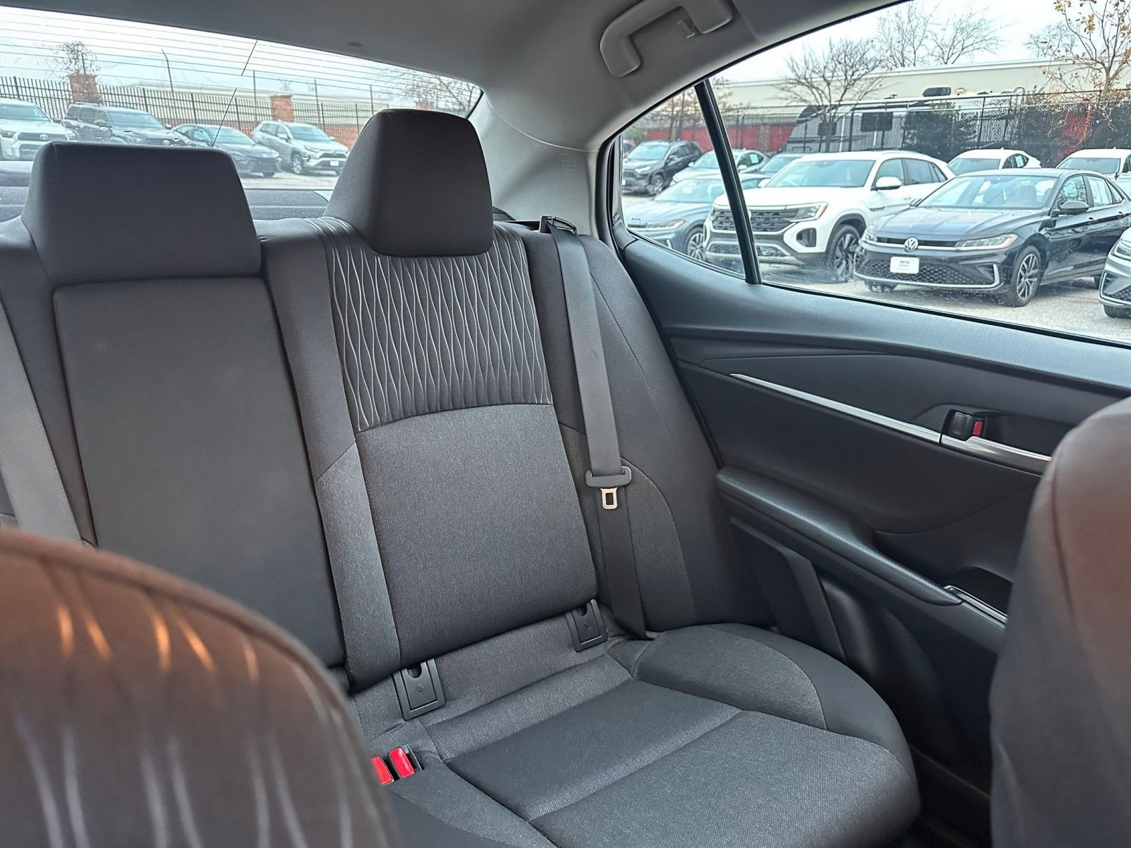 Used 2025 Toyota Camry LE image 36