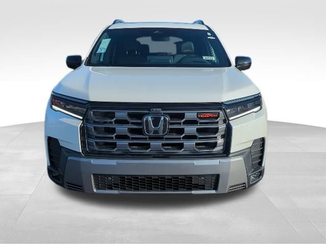 New 2026 Honda Pilot TrailSport image 4