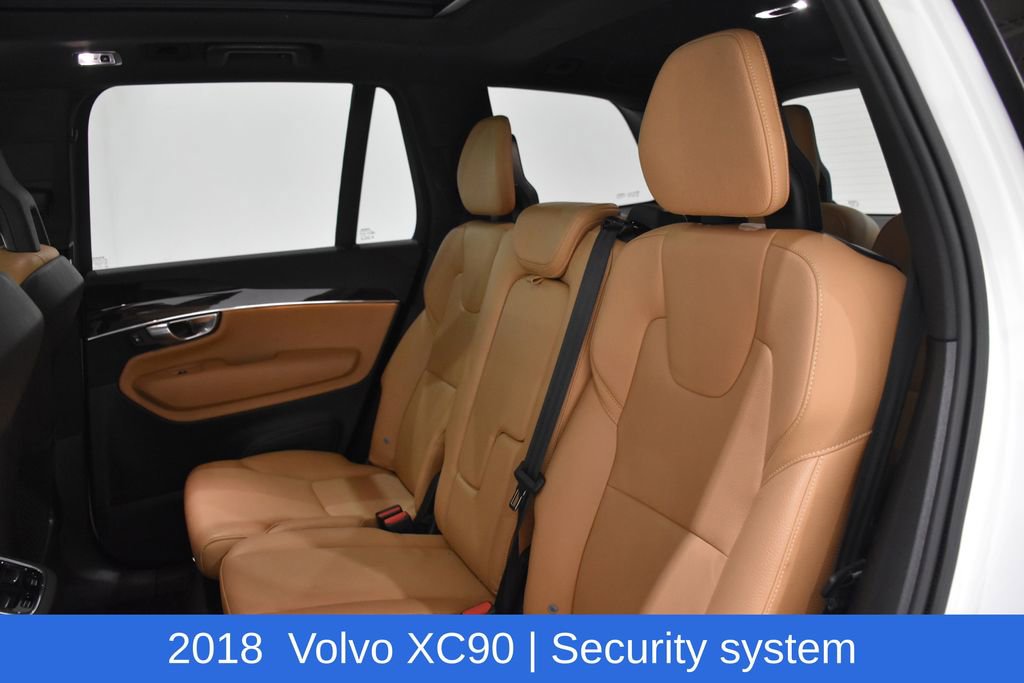 Used 2018 Volvo XC90 T6 Momentum w/ Convenience Package image 28