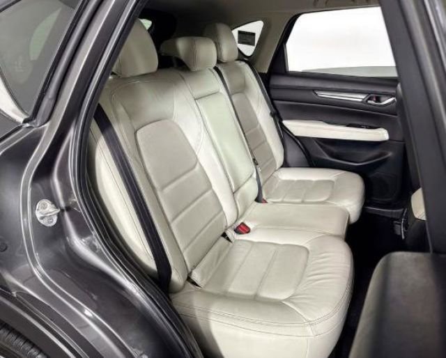 Used 2022 MAZDA CX-5 AWD 2.5 S w/ Premium Package image 12